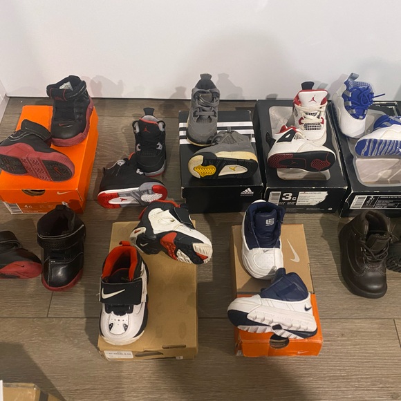 5 Pairs of Toddler Sneakers Nike / Timberland / Lebron - Picture 4 of 6